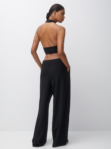 Pull&Bear Wide Leg Plissert bukse i svart