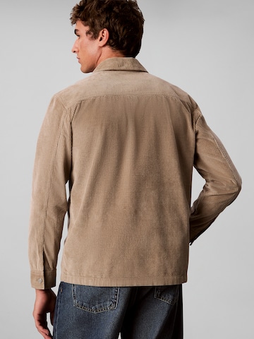 Calvin Klein Jeans Übergangsjacke in Braun