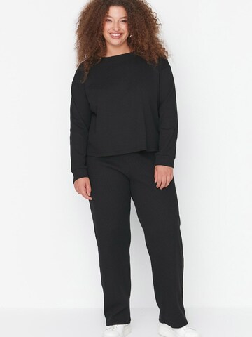 Trendyol Curve Pajama in Black: front