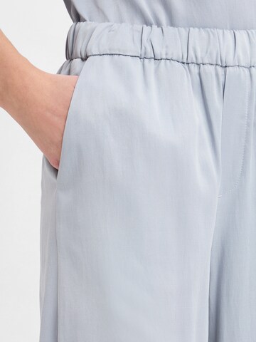 DRYKORN Regular Broek ' Consider ' in Blauw