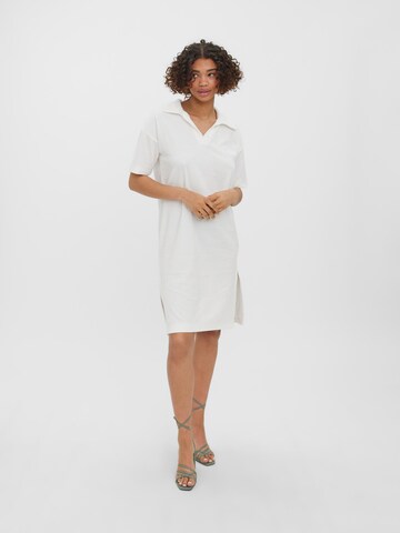 Robe 'Unica' VERO MODA en blanc