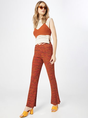 GUESS Flared Pants in Red