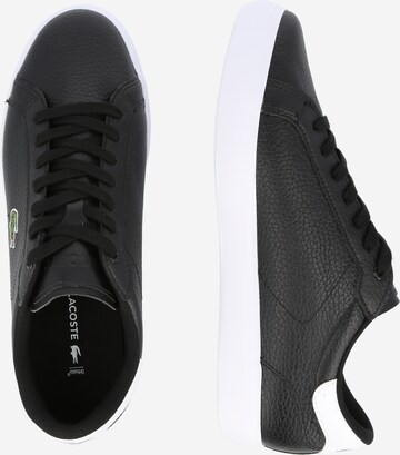 Baskets basses 'Powercourt' LACOSTE en noir