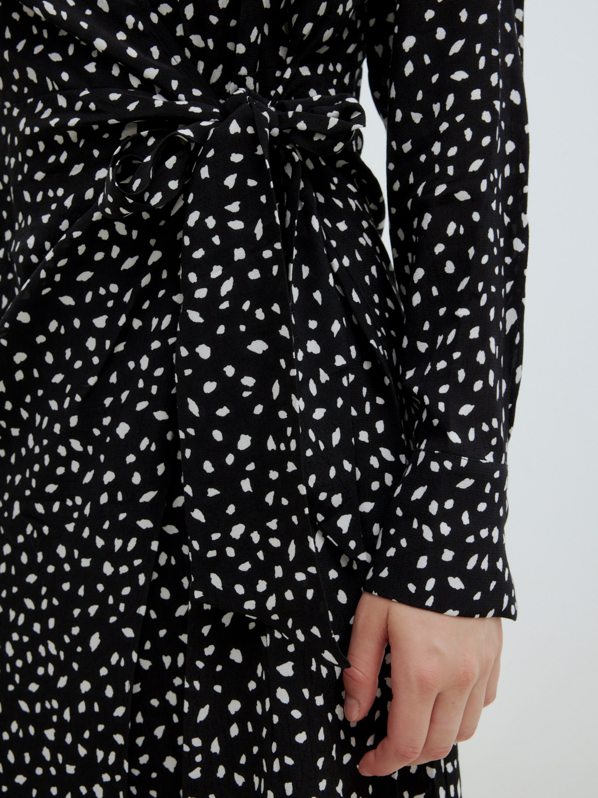 EDITED Producten Jurk 'Anusha' Zwart