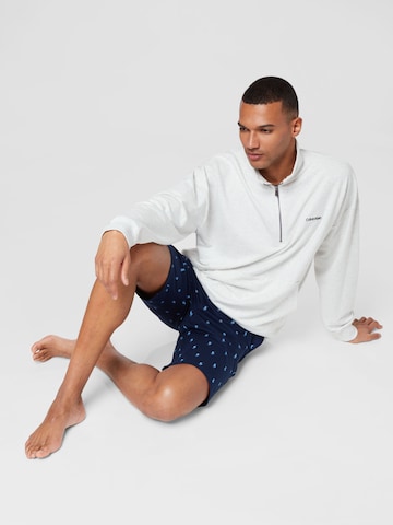 Calvin Klein Underwear كنزة رياضية بلون أبيض