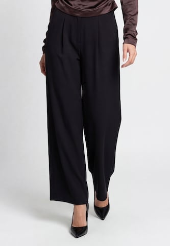 faina Loose fit Pleat-Front Pants in Black