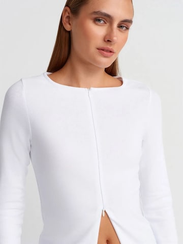 Dilvin Blouse in White