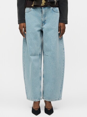Barrel Jean Moschino Jeans en bleu : devant