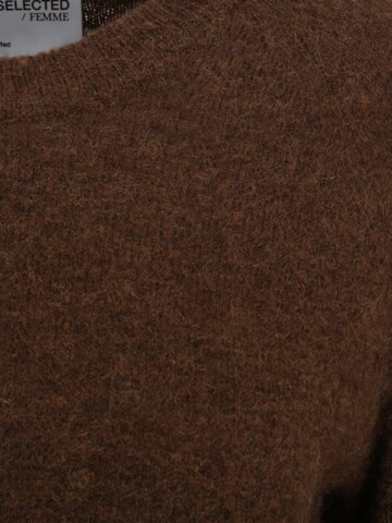 Selected Femme Tall Sweater 'Lulu' in Brown