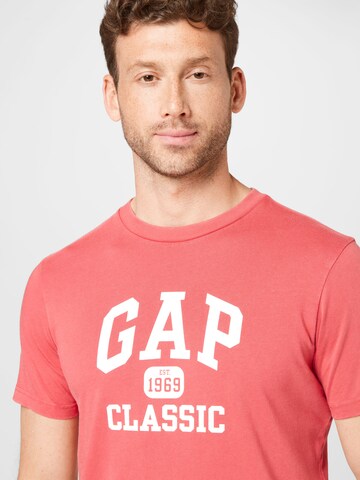 GAP - Camiseta en rojo