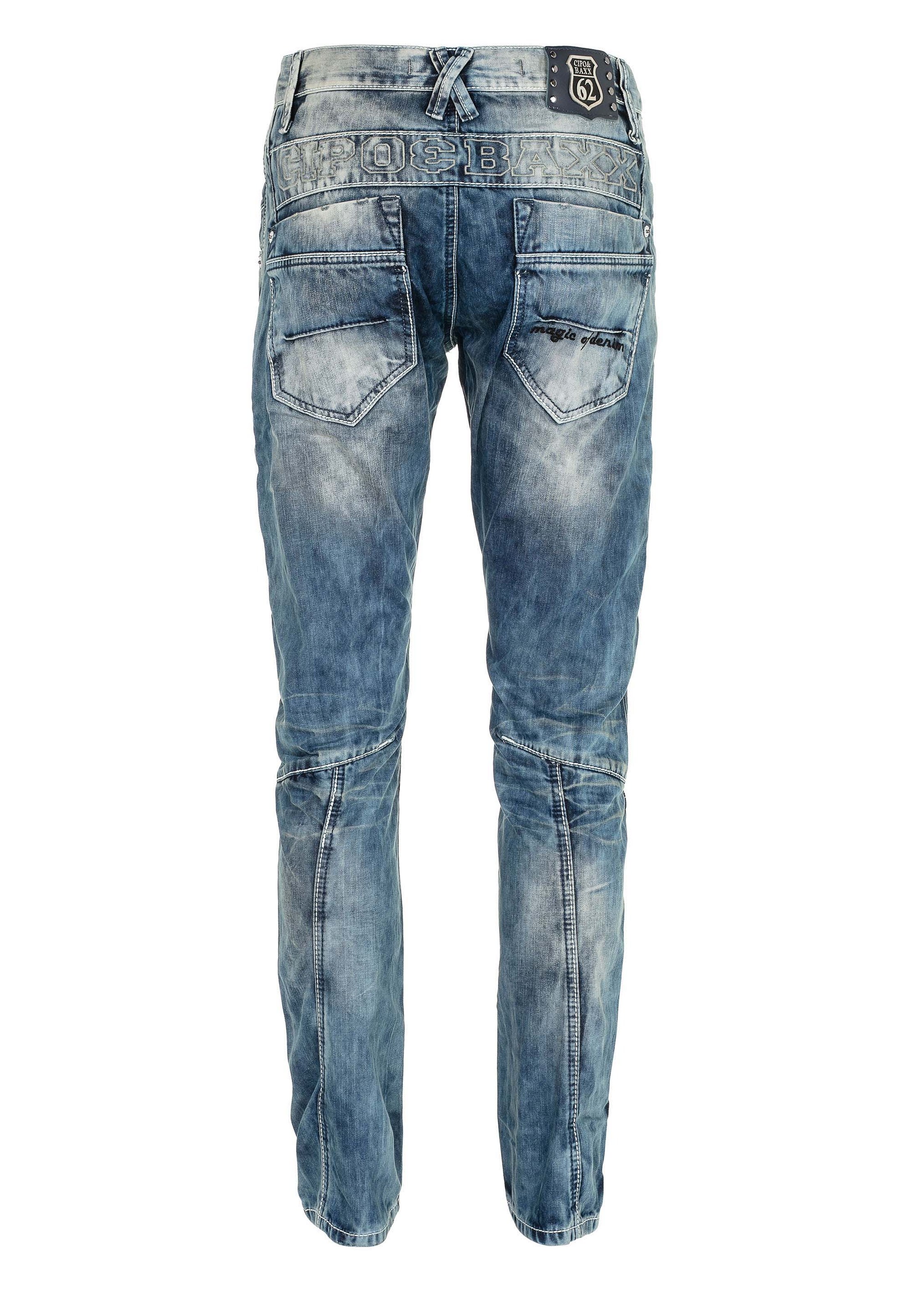 CIPO & BAXX Regular Jeans in Blau