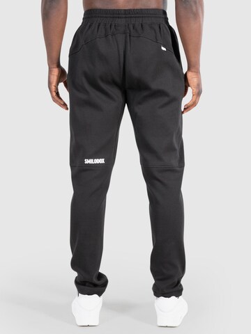 Effilé Pantalon 'Leon' Smilodox en noir