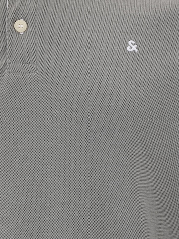 Jack & Jones Plus - Camiseta 'JJEPAULOS' en gris