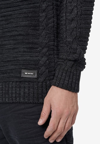 Rusty Neal Pullover in Schwarz