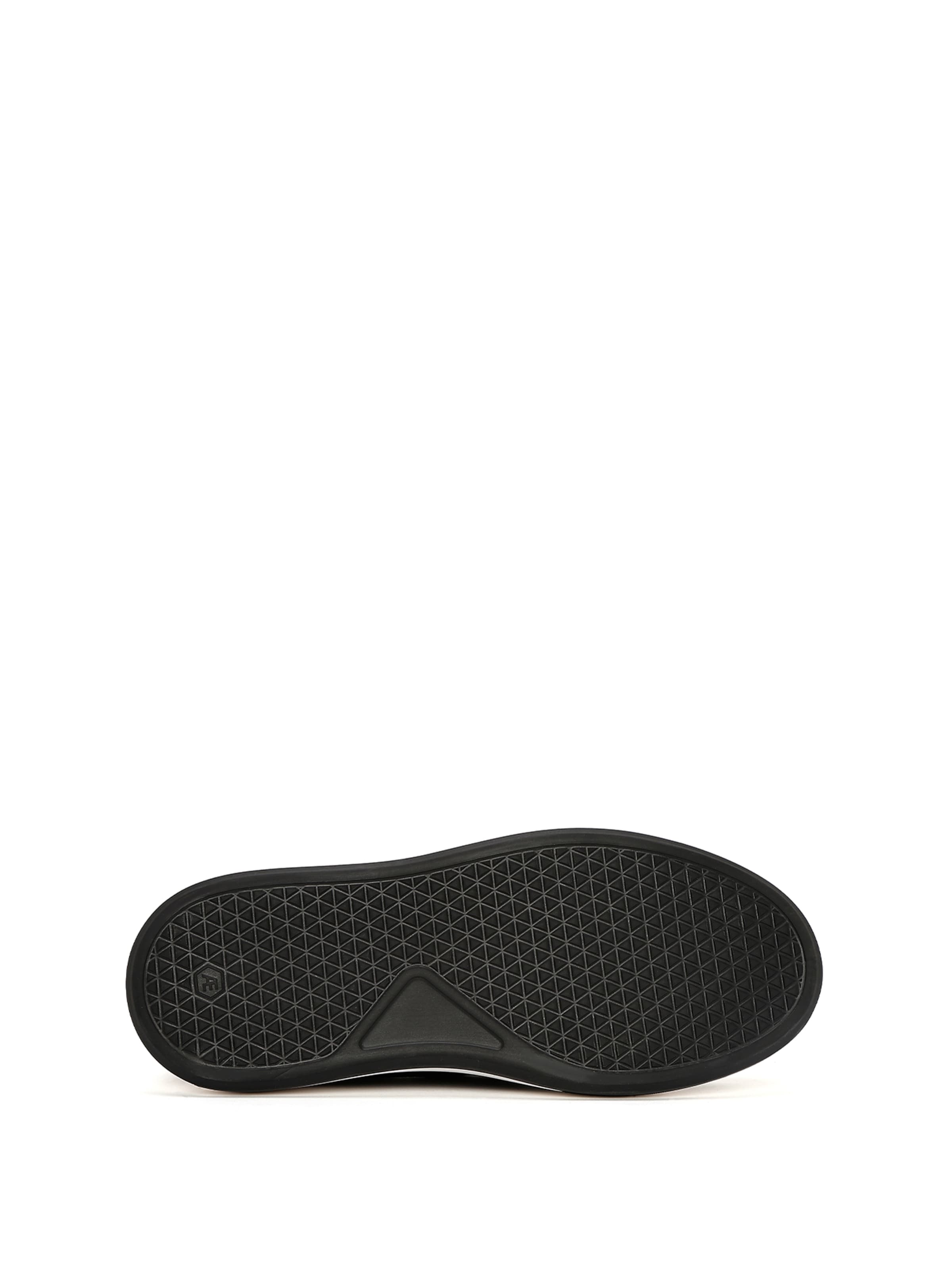 Chaussure basse Derimod en noir