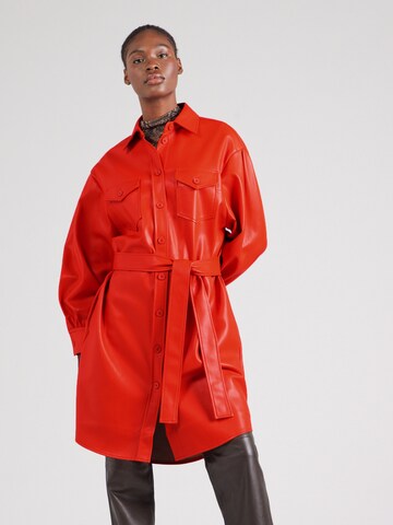Essentiel Antwerp - Vestido camisero 'Garamelle' en rojo: frente