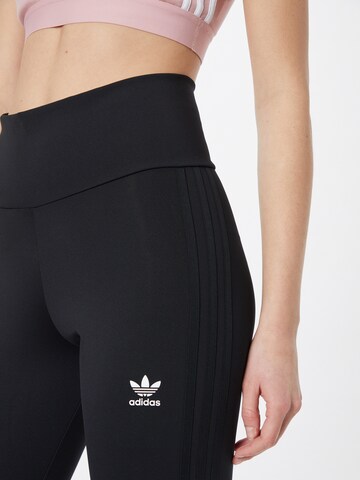 ADIDAS ORIGINALS Skinny Leggings 'Adicolor Classics Tonal 3-Stripes' in Schwarz