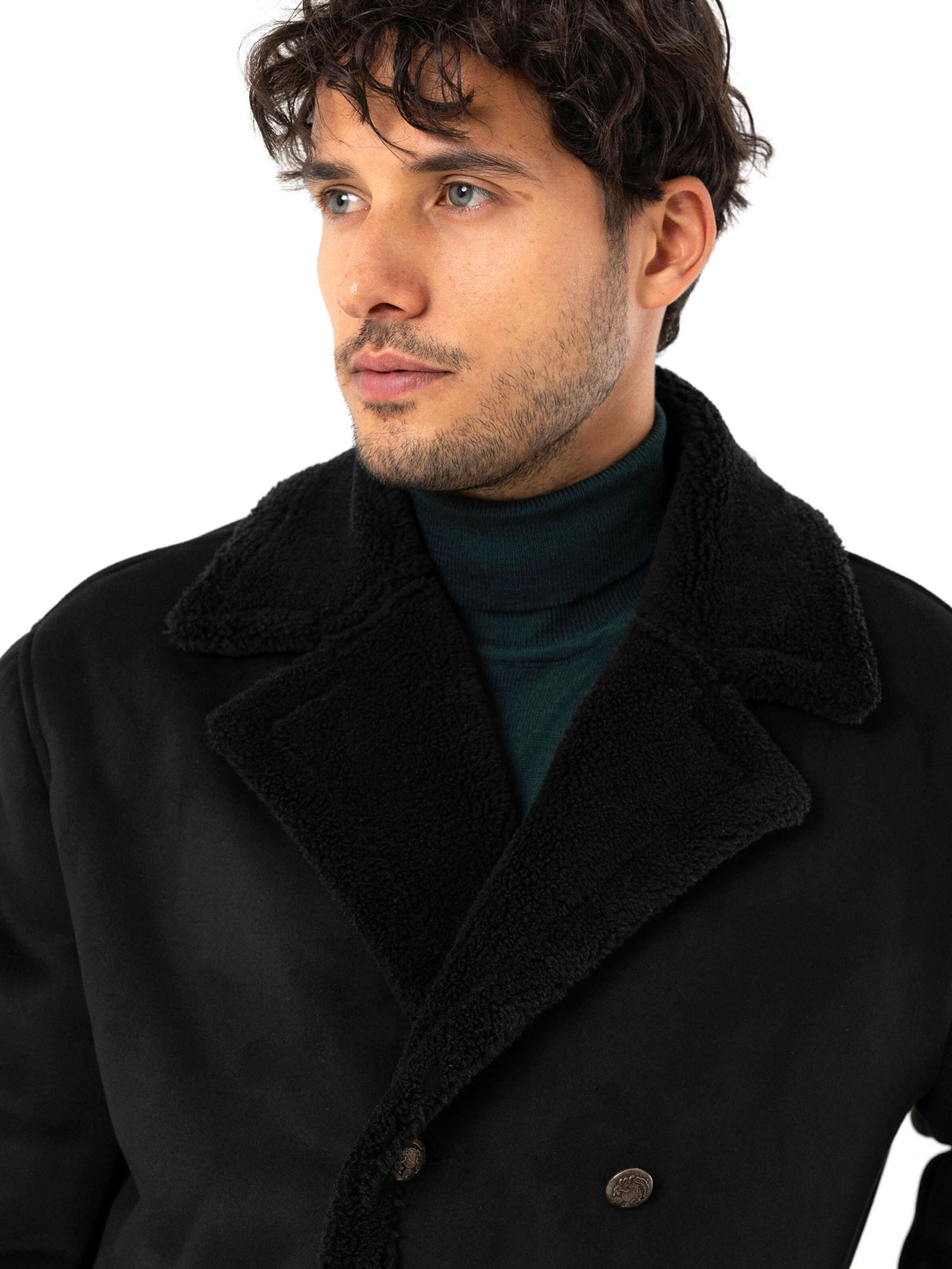 Antioch Välikausitakki värissä musta