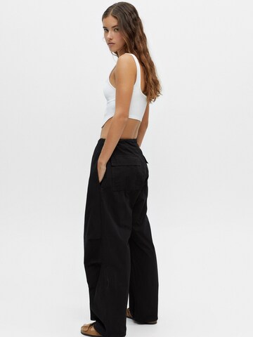 Loosefit Pantalon Pull&Bear en noir