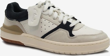 CLARKSNiske tenisice 'CLARKS COURTLITE2 LO navy combi bianco blu scarpe uomo sneakers pelle lacci' - bijela boja: prednji dio