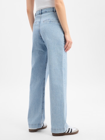 Marie Lund Regular Jeans in Blau