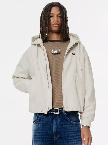 Veste mi-saison 'STWD' Pull&Bear en blanc : devant