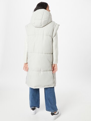 Gina Tricot Vest in Grey