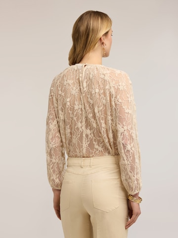 MOTIVI - Blusa en beige