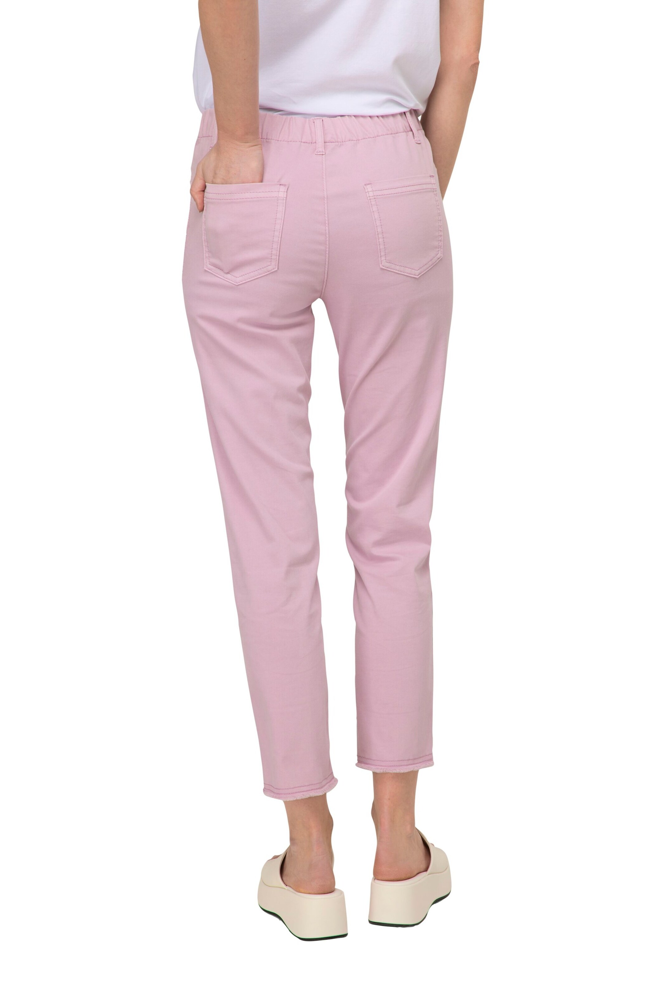 LAURASØN Slim fit Trousers in Pink
