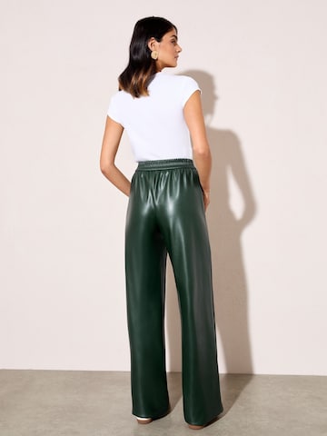 Friends Like These - Regular Calças em verde