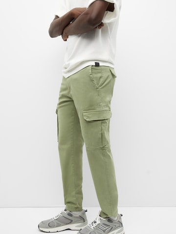 Pull&Bear Regular Cargo Pants in Green: front