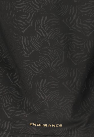 ENDURANCE Midlayer 'Peipah' in Schwarz