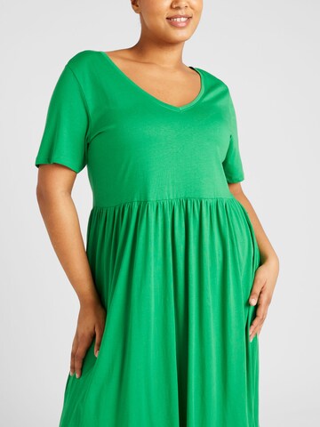 ONLY Carmakoma Φόρεμα 'MAY' σε πράσινο