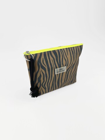 Mywander Toiletry Bag 'Portofino Repelente' in Brown