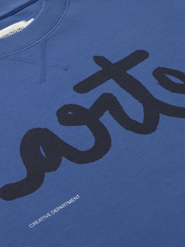 Thinking MU Sweatshirt 'Jadewon' in Blau