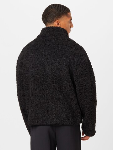 Jachetă  fleece 'Ibrahim' de la ABOUT YOU pe negru