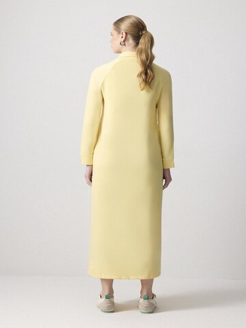Touche Prive Kleid in Gelb
