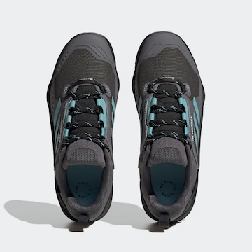 ADIDAS TERREX - Sapato baixo 'Swift R3 Gore-Tex' em cinzento