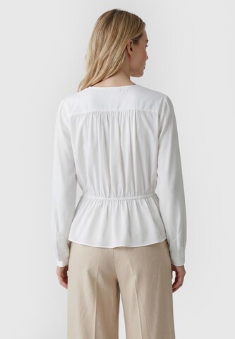 Usha - Blusa en blanco