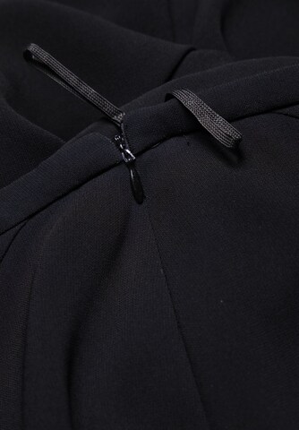 Max Mara Skirt in S in Black