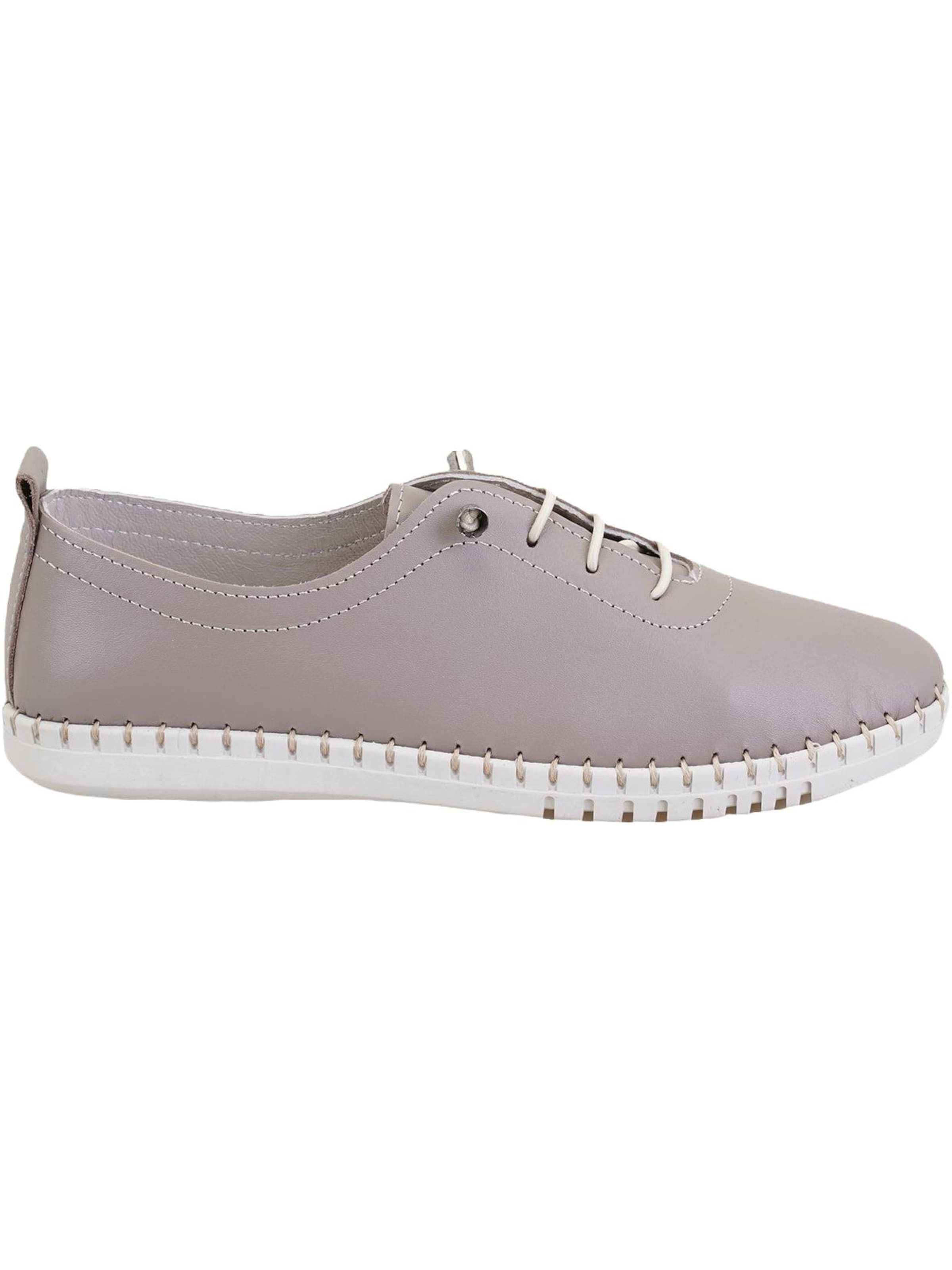 Chaussure basse 'Schnürschuhe' Desa en marron : devant