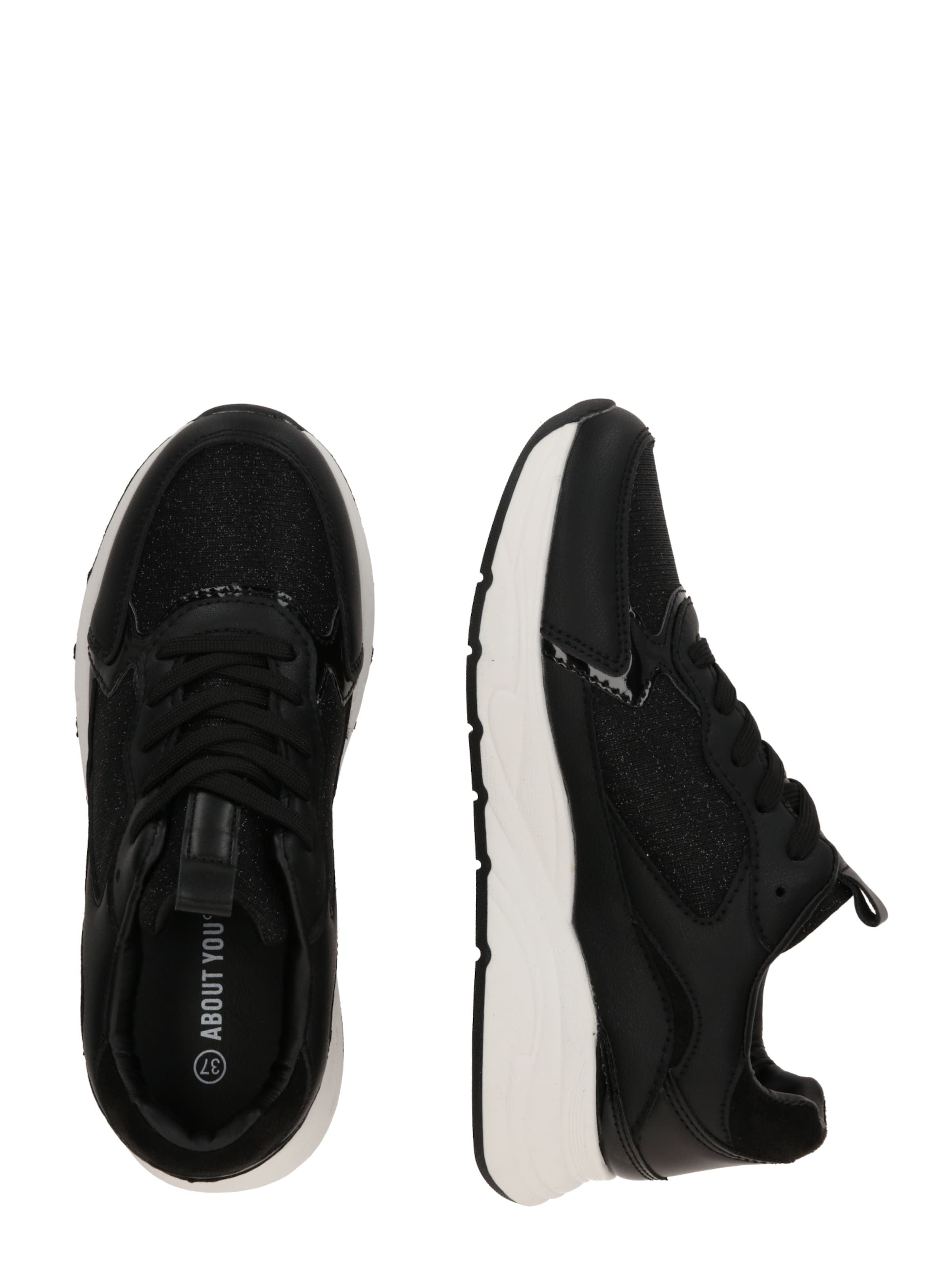 ABOUT YOU Trampki slip on 'Mareike Sneakers' w kolorze czarny