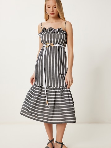 Happiness İstanbul Obleka | siva barva