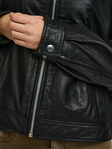 Soft Rebels Přechodná bunda ' SRAkala ' – černá