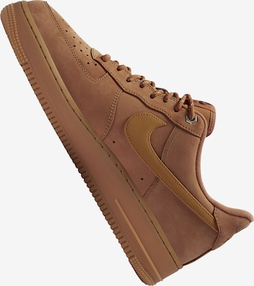 Nike Sportswear Sneakers in Brown