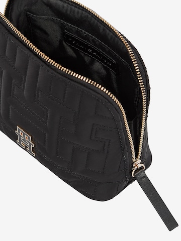 TOMMY HILFIGER Cosmetic Bag in Black