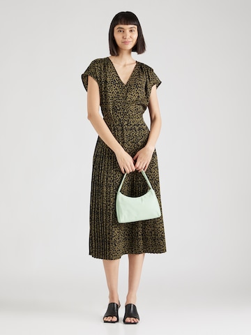 Rochie de la BONOBO pe verde