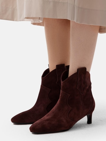L37 HANDMADE SHOES - Botas pelo tornozelo 'TEXAS WIND' em vermelho