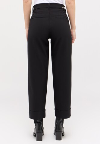 Angels Tapered Pants in Black