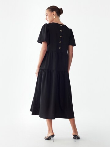 St MRLO Šaty 'Sitia' – černá: zadní strana
